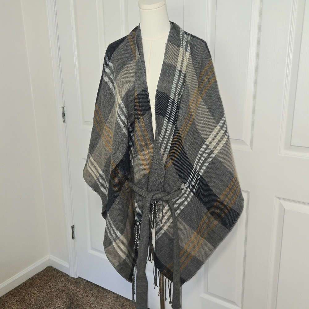 Charlie Paige Shawl Wrap Womens OS Grey Plaid Belted Fringe Cape Poncho